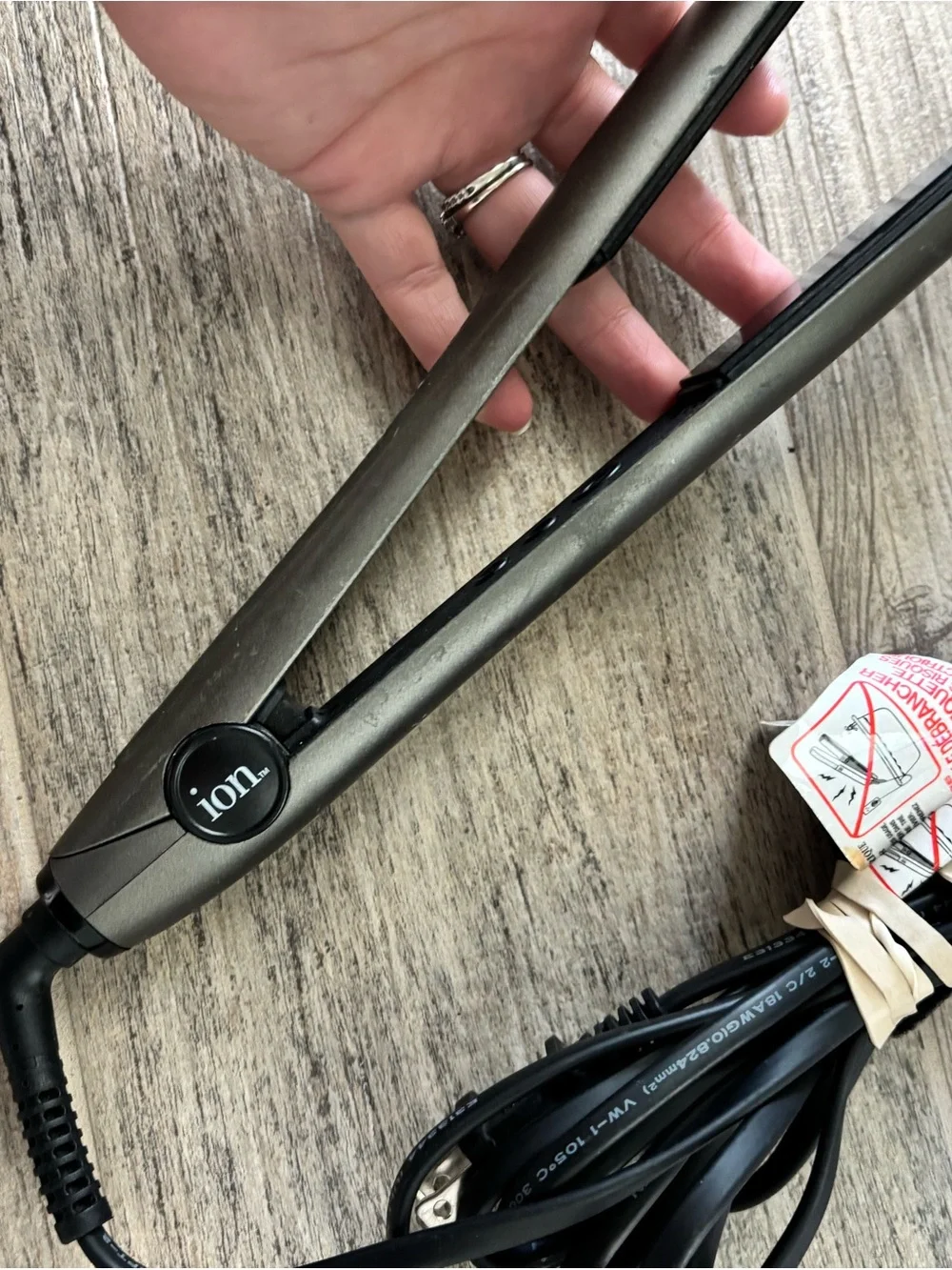 ION One Stroke Volumizing Iron 1 Inch Hair Straightener